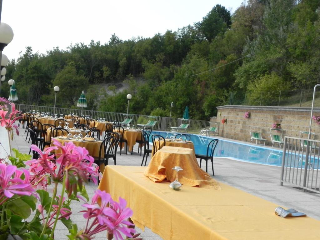 Hotel Ducale Tabiano Terme Kültér fotó